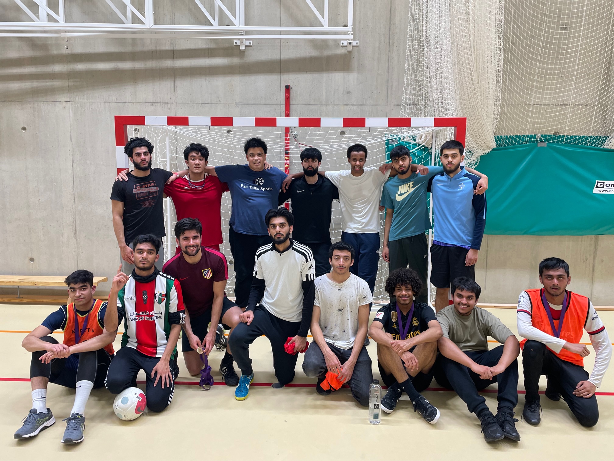 LSESU’s postgraduate sport programme offers flexible, accessible opportunities for taught and research students to stay active, meet peers, and prioritise wellbeing. In partnership with the Postgraduate Society, events are designed around busy schedules, with no membership required. The programme aims to break down barriers, provide inclusive activities, and help postgraduate students connect through sport and physical activity in ways that suit their lifestyle.