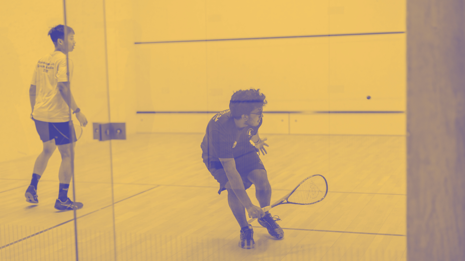 Come along with friends, classmates or housemates, our two brand-new squash courts are waiting for you to use!