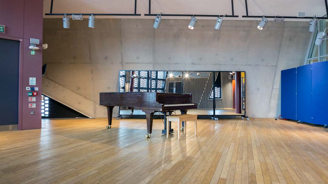 A photograph of the Sixth Floor Studio